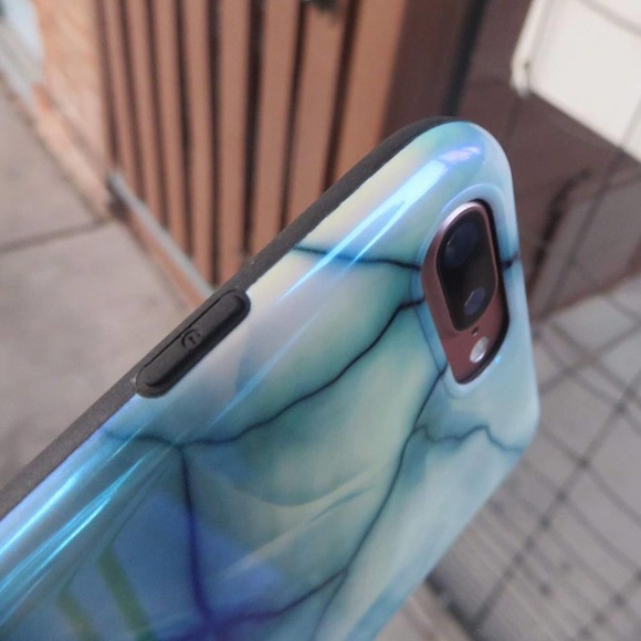 iPhone 7/8 Case NEW Green Tan Marble Print Silicone Glossy Cover - Picture 3 of 6